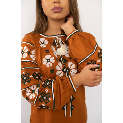 Вишита блуза жіноча багряна