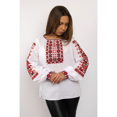 Женская блуза "Полесская вышивка" красно-черная