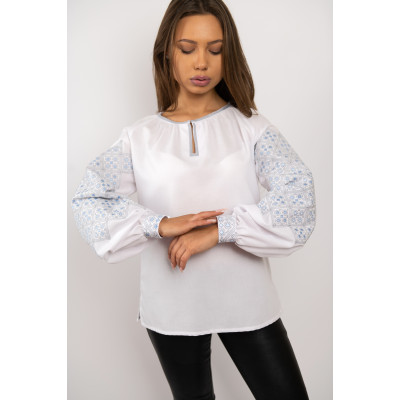 ЖБ 1217 Вишита блуза жіноча з сірою вишивкою